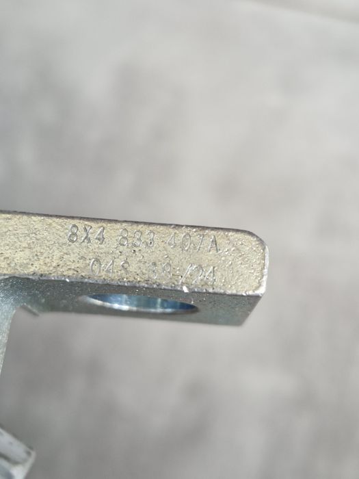 Петлі дверні VW ID.4, ID.6,