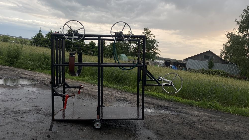 Poskrom do korekcji racic dla bydła