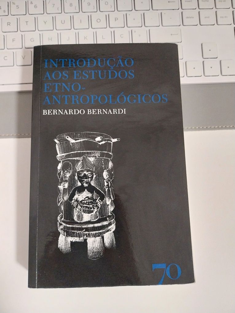 Livro Introdução aos estudo etno-antropologicos