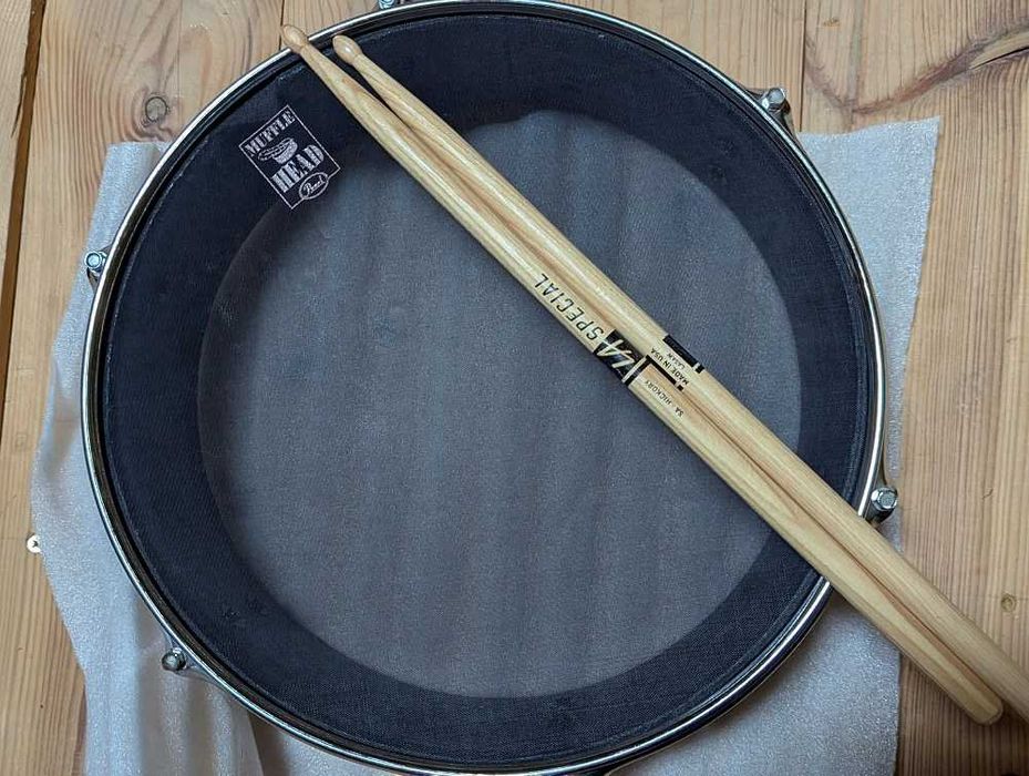 Pearl 14” drewniany werbel z naciągiem MuffleHead–cichy, stan b.dobry