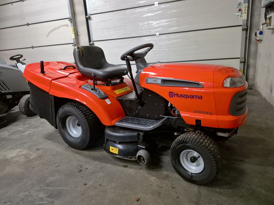 Kosiarka traktorek Husqvarna cth 151