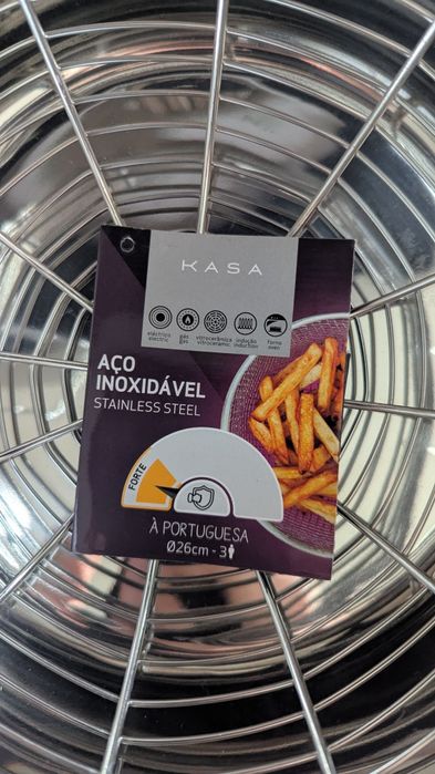 Fritadeira de inox por estrear