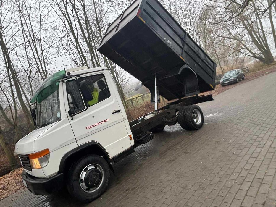 Mercedes vario 818 3.5t , wywrot