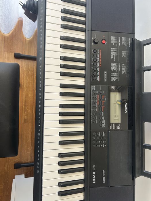 Piano Casio ct-x700