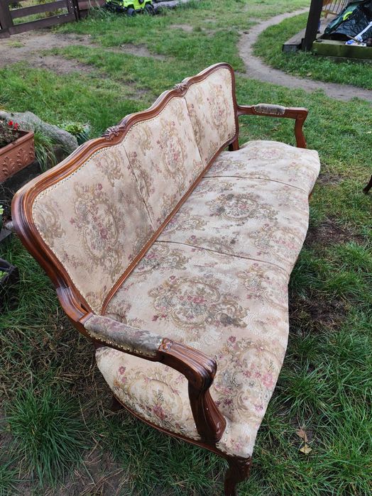 Komplet wypoczynkowy w stylu Ludwik XVI