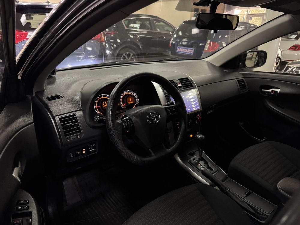 Toyota Corolla 1.6VVT-і 16V 5АКПП 2012 р.в. (124 к.с.)
