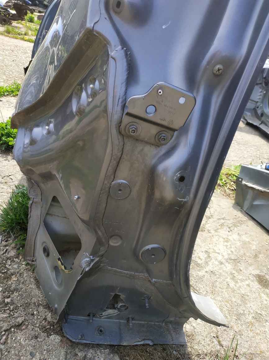 Renault (RVI) Scenic 3 09- четверть зад L KL1342 766319680R