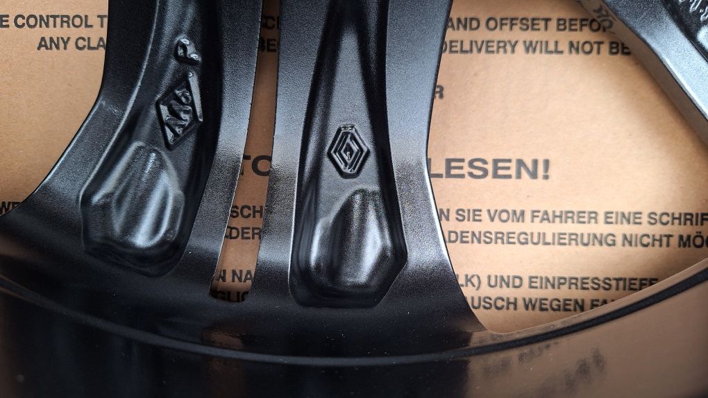 Nowe Alufelgi 5x114,3 R16 Renault Trafic Megane IV Captur Kadjar Sceni