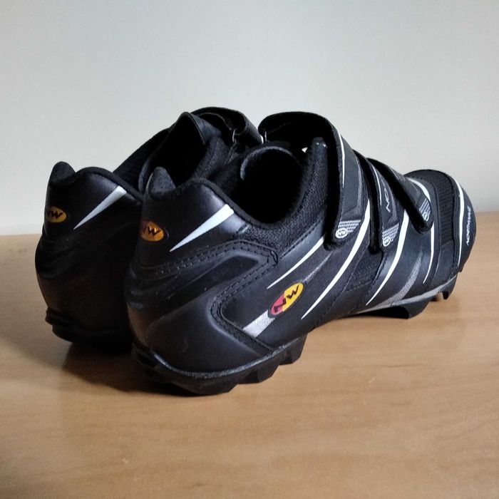 Buty rowerowe MTB  NORTHWAVE Lizzard Pro roz.eu-43