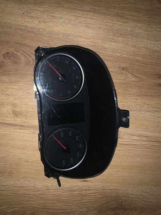 Панель приладів приборов Mitsubishi Eclipse Cross