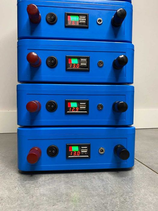 Akumulator litowy LiFePO4 BMS 12V 105Ah do łodzi wędkarskiej, kemping