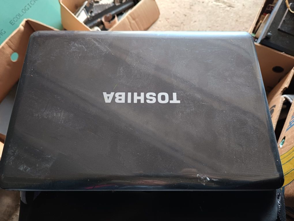 Laptop Toshiba na części