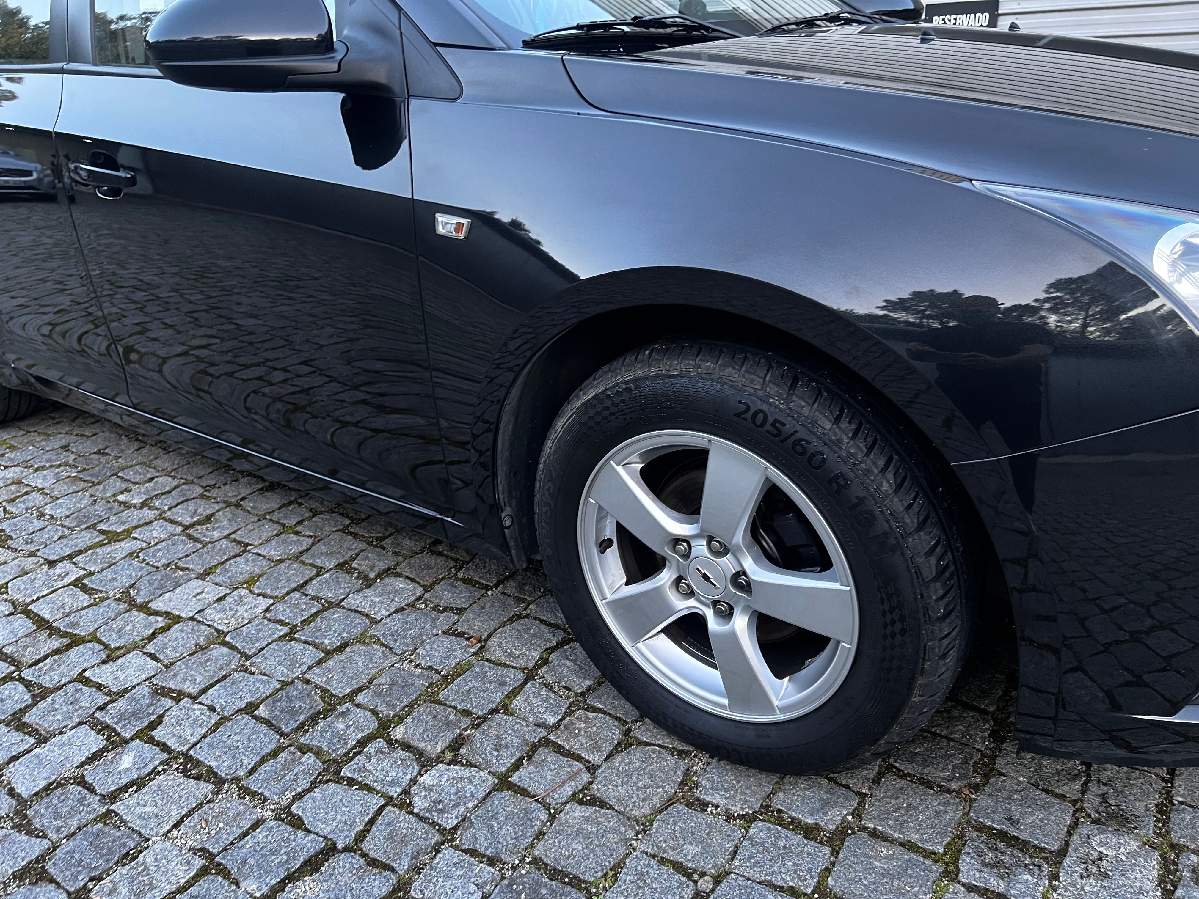 Chevrolet Cruze 1.6 LS
