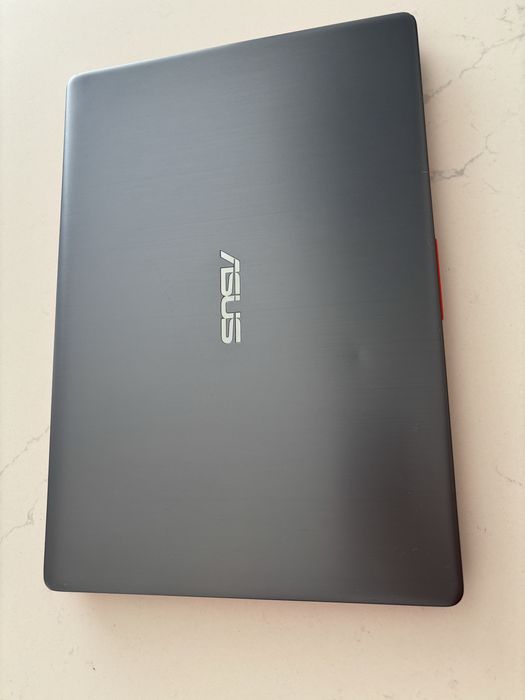 Laptop ASUS VivoBook S430F z nową baterią
