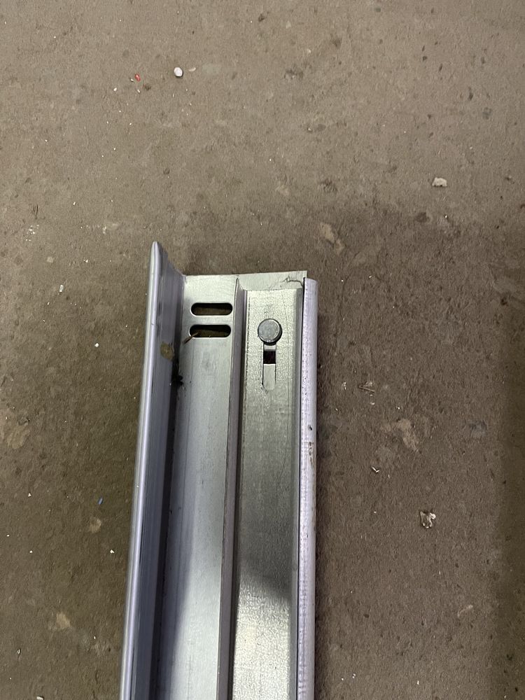 Brama segmentowa h300 prowadnice do bramy segmentowej h 300