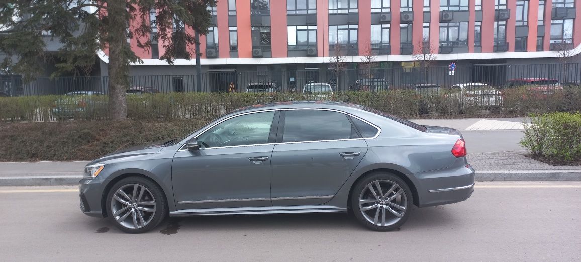 Volkswagen Passat B-8, 2016 г.в., 1.8 TSI, R-Line