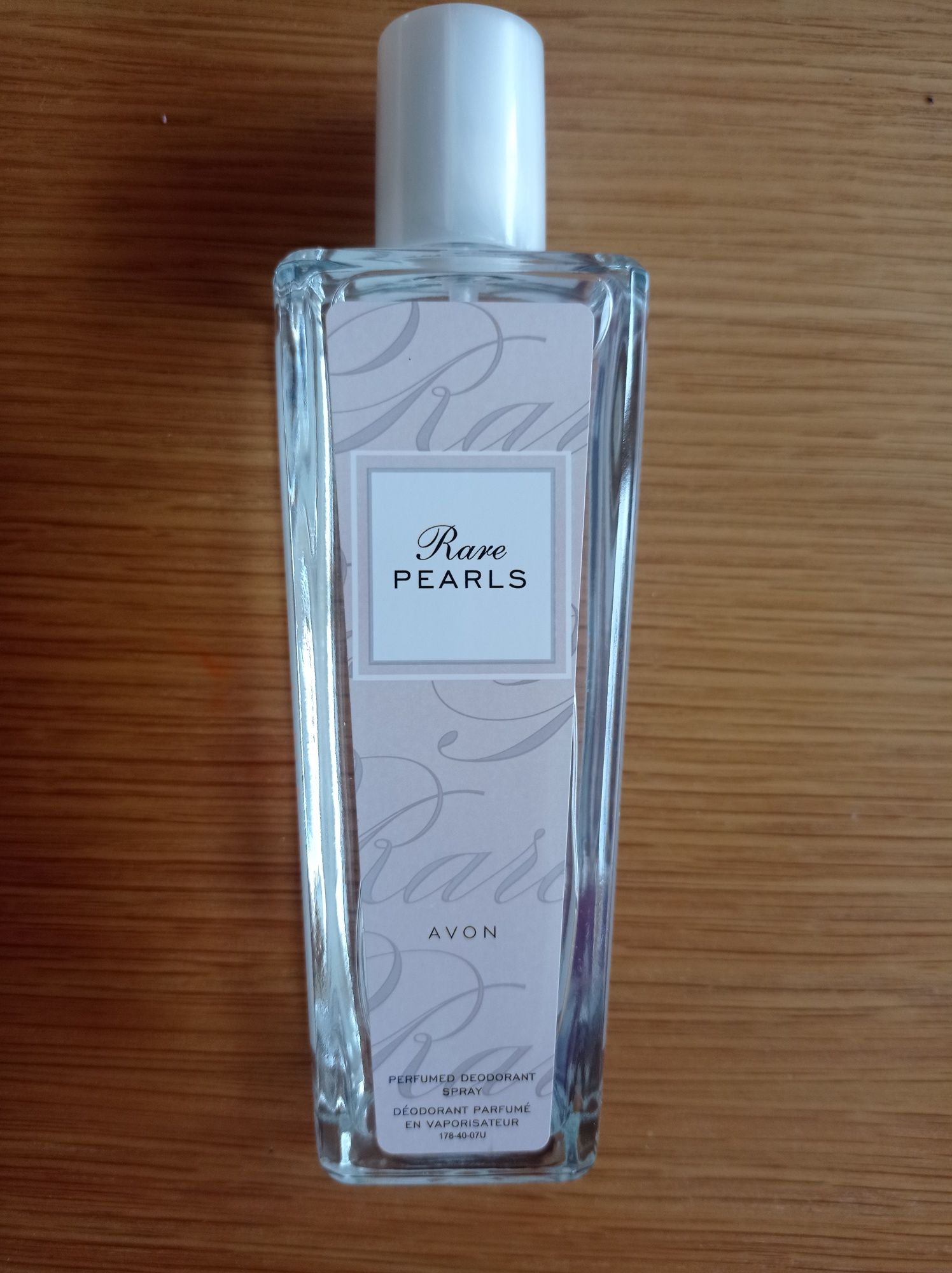 Rare pearls perfumowany spray do ciała 75 ml.