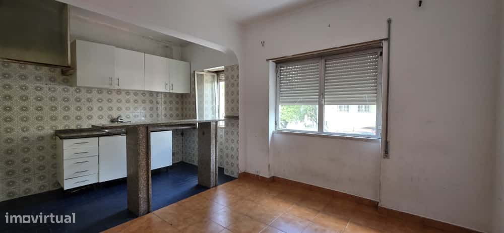 Apartamento T2, Amadora