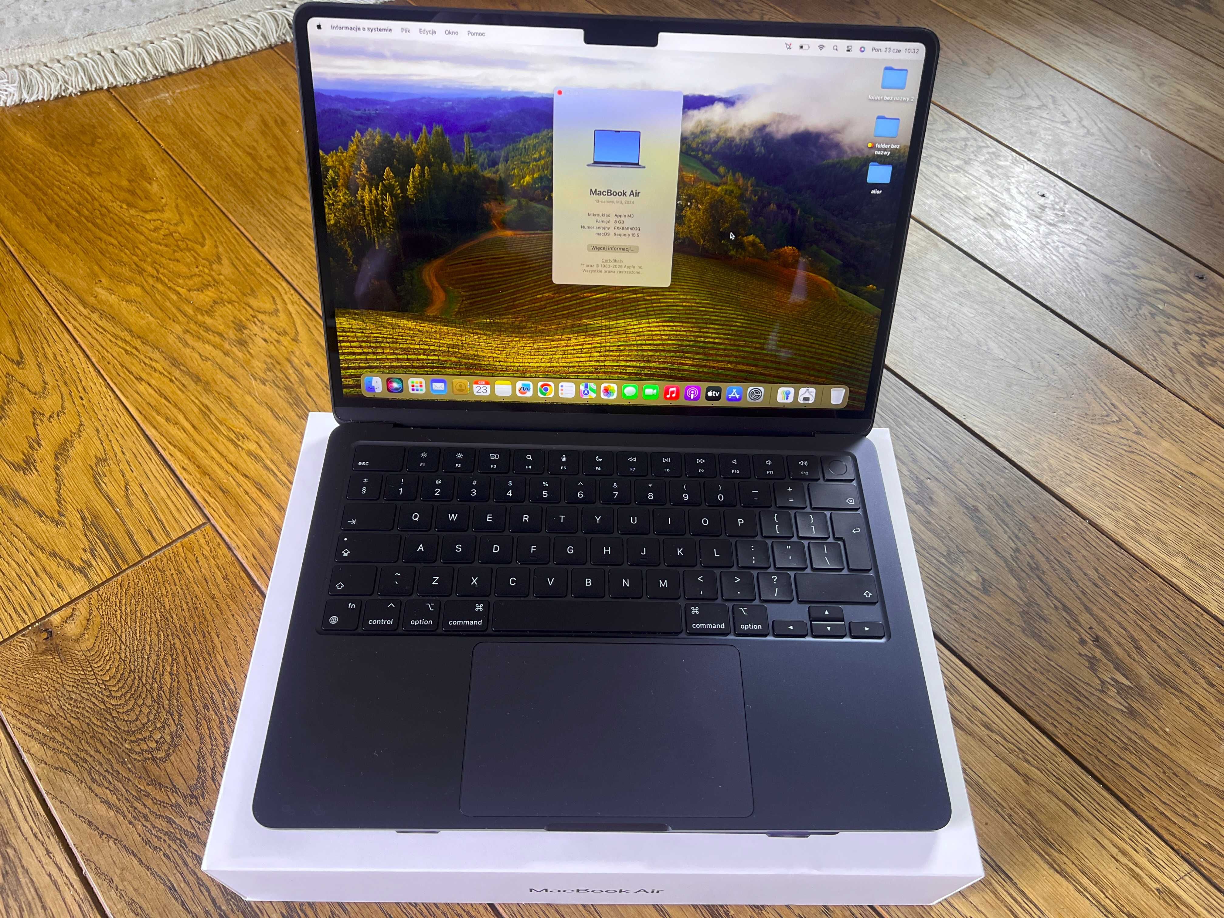 Apple MacBook Air 2024 13,3 M3
8GB RAM 256 DYSK SSD