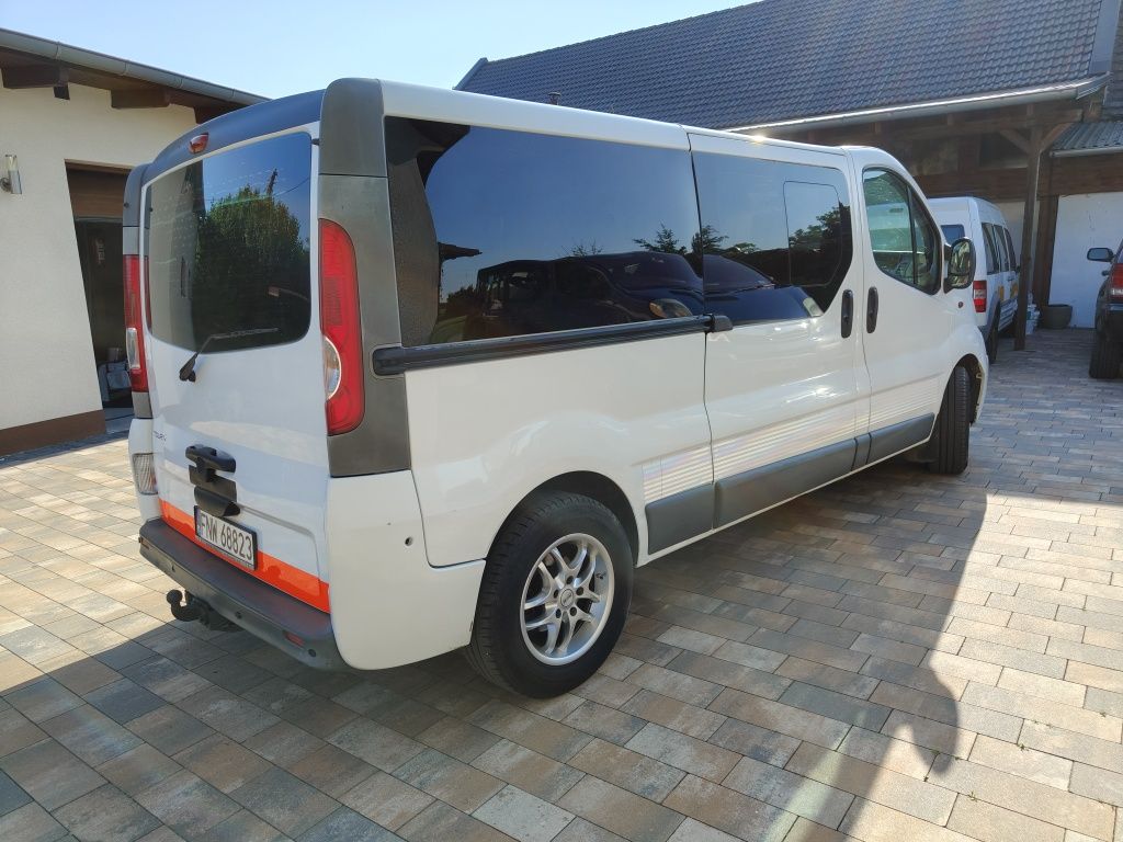 Opel Vivaro 2,0D 9-Osobowy ,,Zamiana,,
