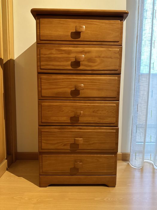 Conjunto Cama + Cabeceira + Cómoda