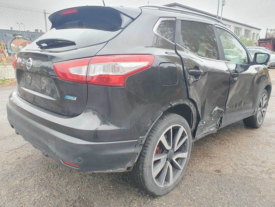 Nissan Qashqai 2015r / 1.5d na części / lakier Z11G