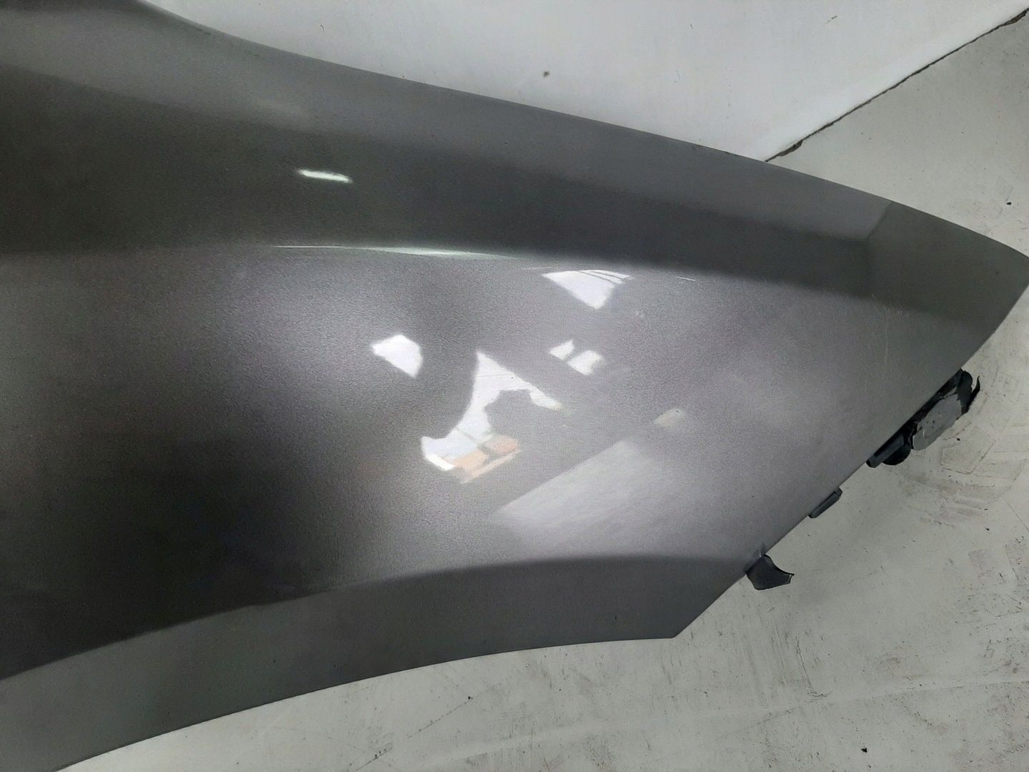 RENAULT MEGANE III GRANDTOUR 09R BLOTNIK PRAWY PRZOD KOD TEKNG 631000047R