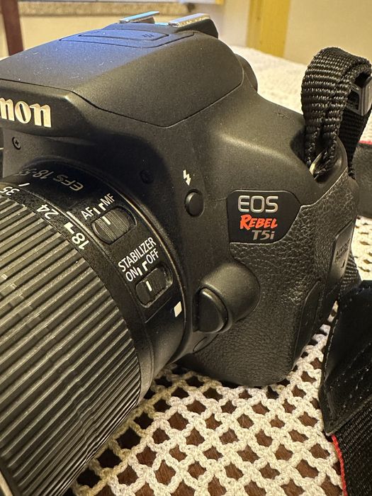 Canon EOS Rebel T5i