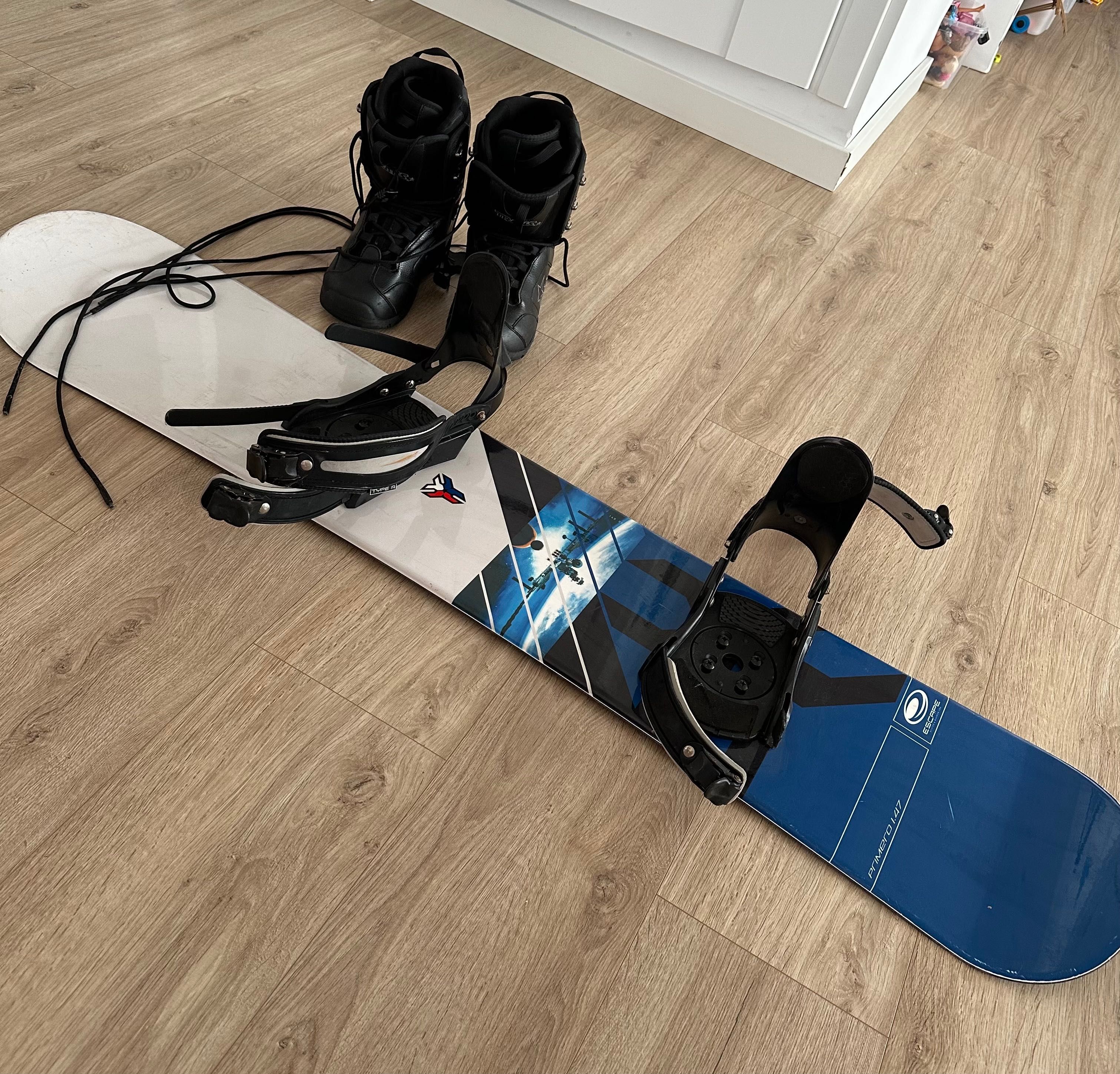 Deska snowboardowa + buty 37