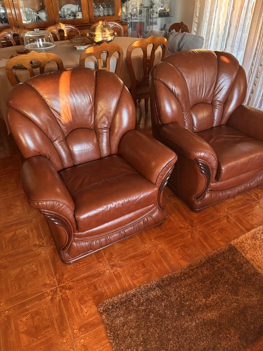 Conjunto de Sofás + Mesa Centro + Tapete