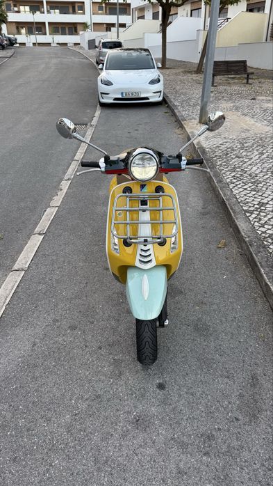 Vespa 125 SEAN WOTHERSPOON edicao limitada