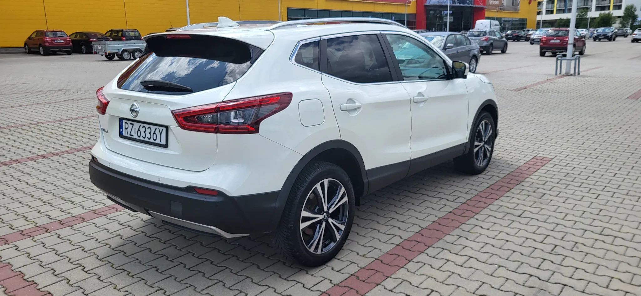 Nissan Qashqai Nissan Qashqai 1.3 DIG-T N-Connecta DCT