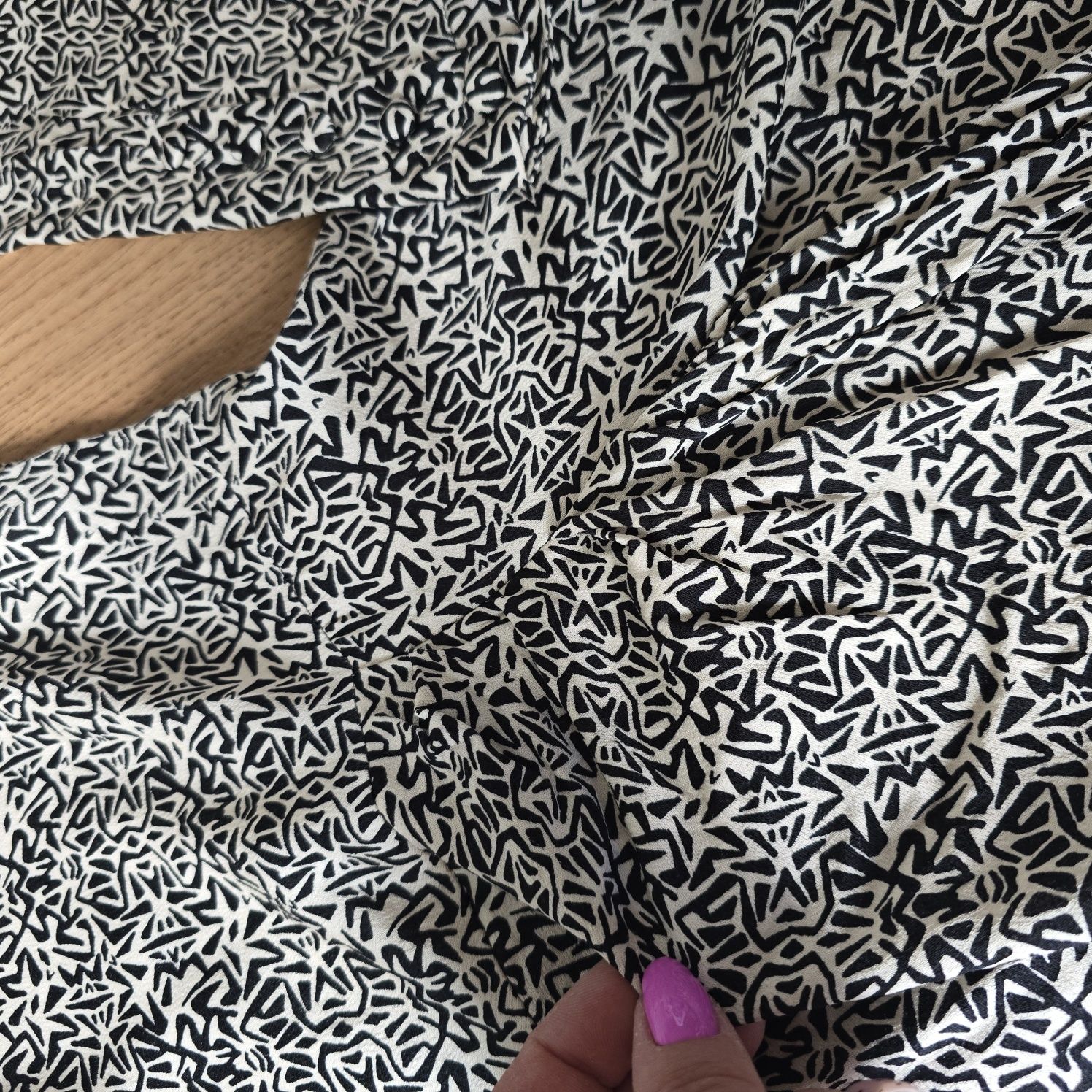 Sukienka midi Zara 44 xxl długi rękaw viscose satynowa kopertowa