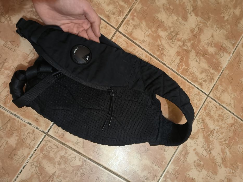 Сумка c.p.company слимбег оригинал черная