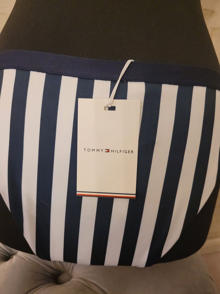 Nowy Strój kąpielowy dwuczęściowy f. Tommy Hilfiger r. L