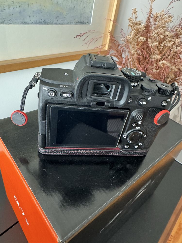 Sony A7IV corpo - como NOVA só 4.116 disparos