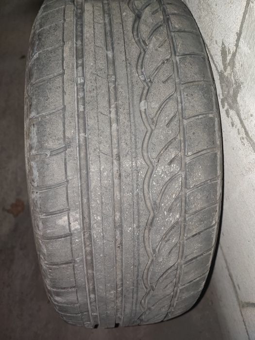 Шини літні Dunlop 235/55 R17