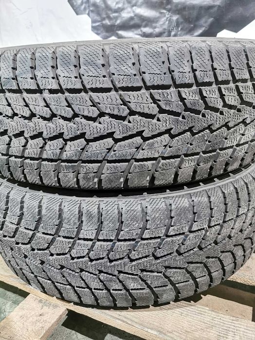 Резина 225/60 R18 Toyo Winter S1 Зима Пара