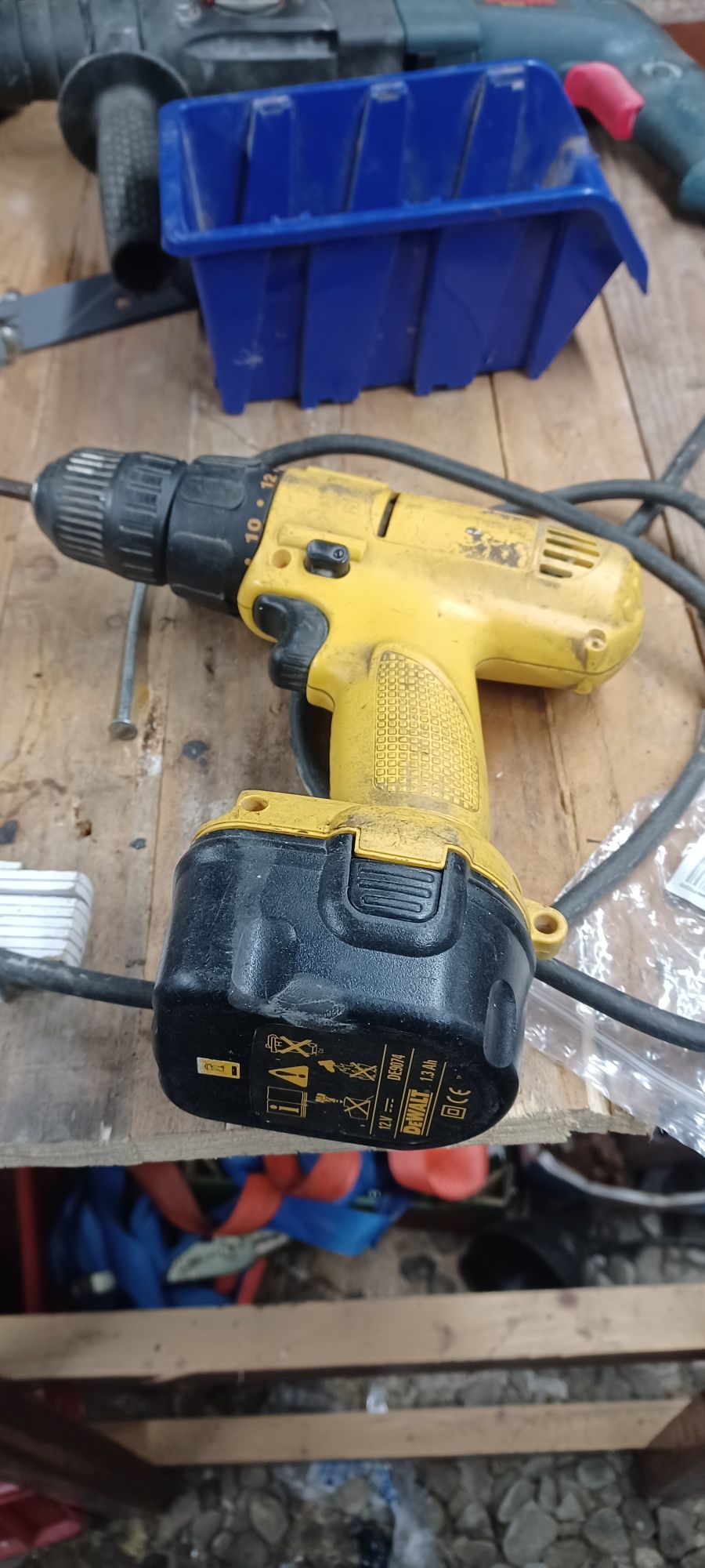 Dewalt 2x 18v 12v