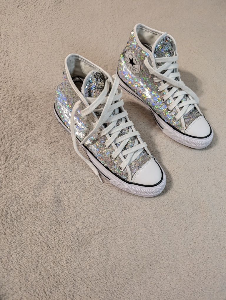 Кеди Converse 38-37 р. 24-23 .5 см original стан нових