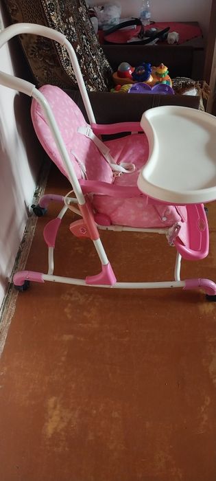 Віддам годувальне крісла самовивіз