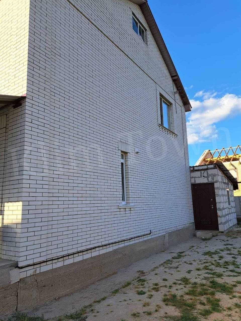 Продається будинок у смт Баришівка