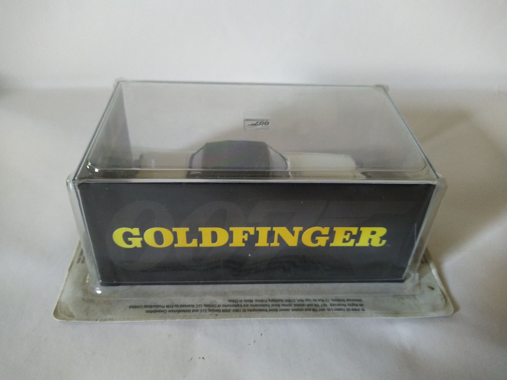 Ford Thunderbird " Goldfinger" figurki James Bond  Skala 1:43