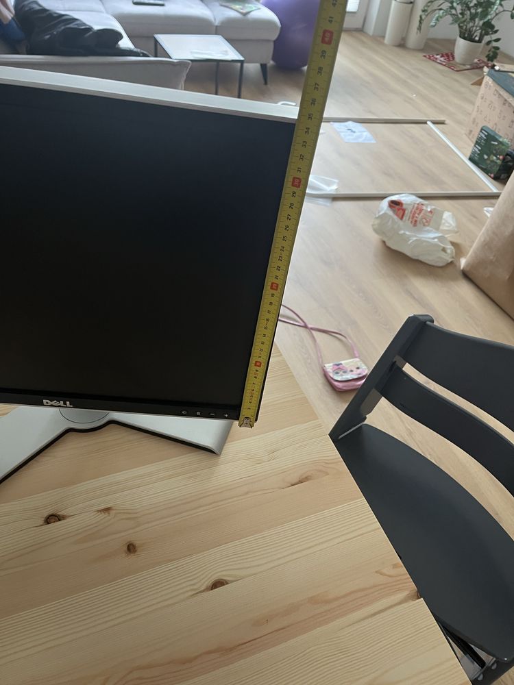 Monitor dell przekatna 50cm