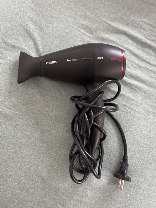 Secador Philips Pro 2100W Ionic