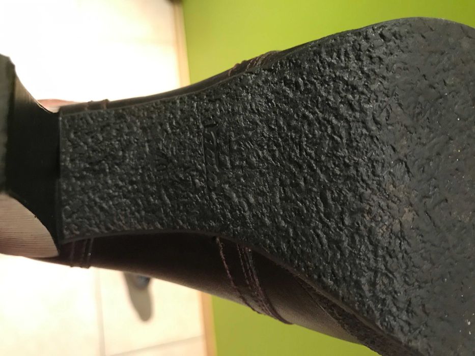 Skórzane trzewiki Bata