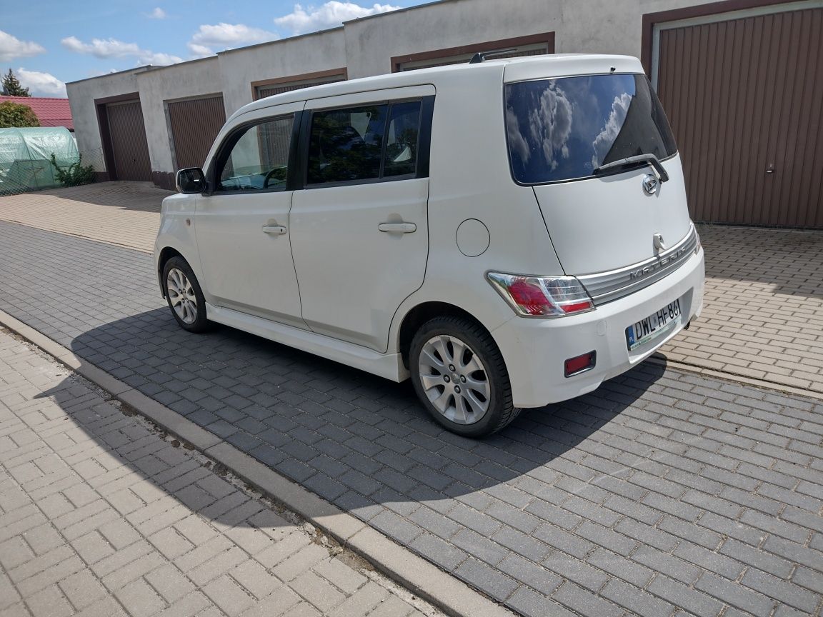 Daihatsu Materia 2009 rok