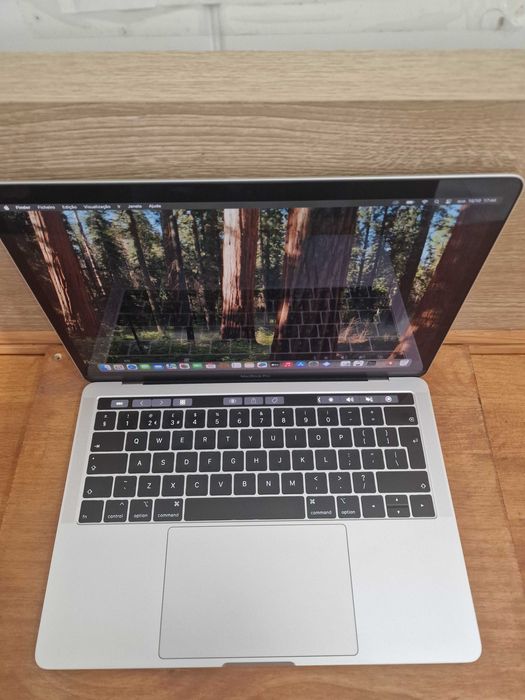 MacBook Pro TOUCH BAR 2018 i7 16gb ram 2 tb disco