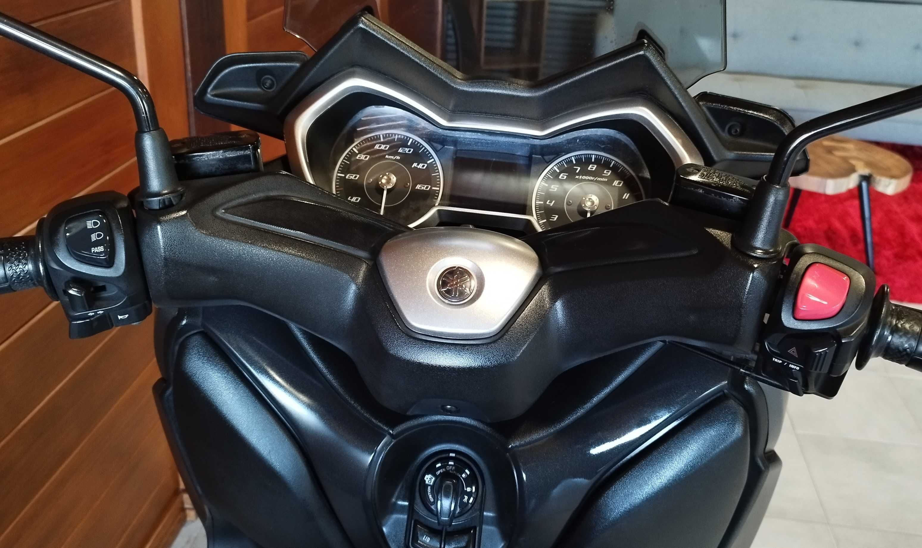 Yamaha Xmax 125 x-max