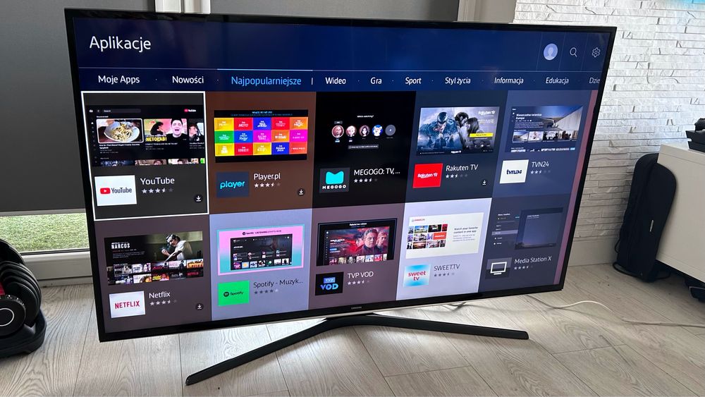 Telewizor Samsung 60 cali Smart tv, Wifi, Youtube, Netflix, Disney +